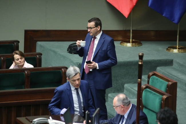 Sejm nocą w ramach specustawy zmienił Kodeks wyborczy. fot. PAP