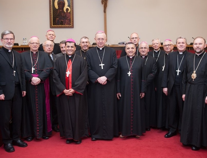 Ziemia jedna, światy dwa