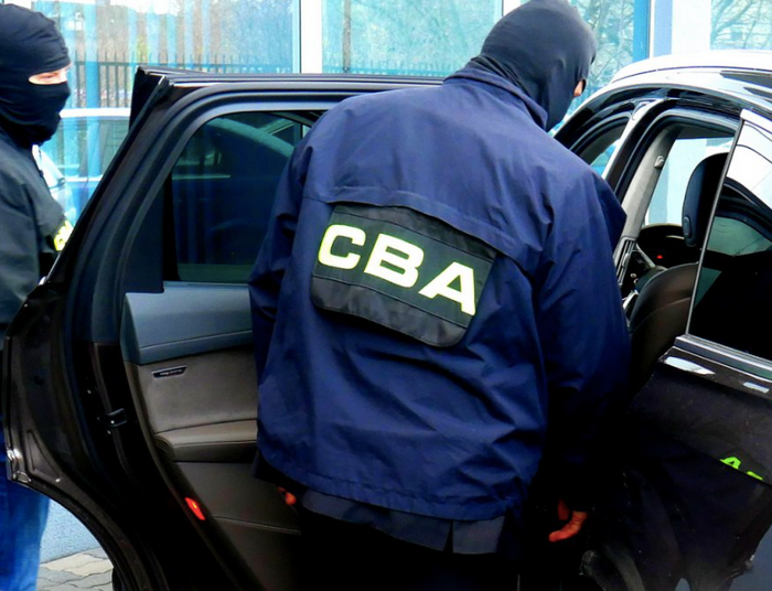 CBA zatrzymało warszawskiego radnego. Zarzuty są poważne
