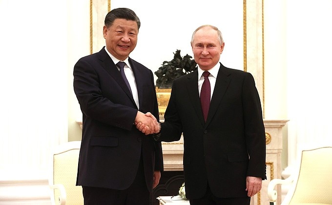 Przywódca Chin Xi Jinping przybył w poniedziałek z wizytą państwową do Rosji. Fot. Kremlin.ru