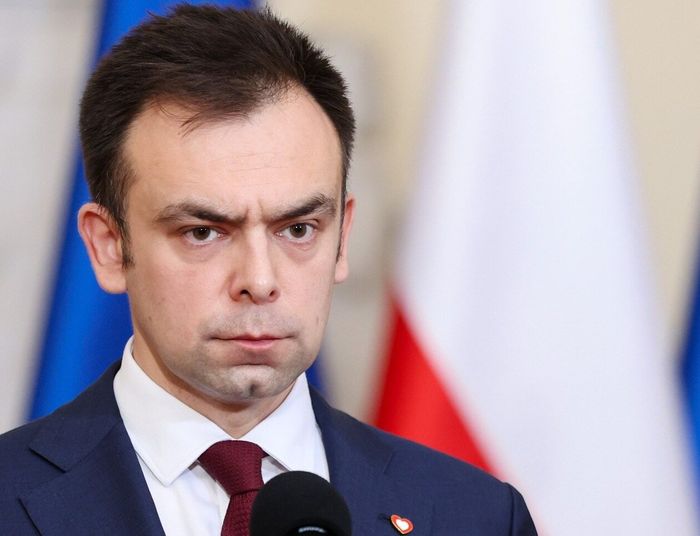 Dopiero teraz minister finansów będzie szukał środków w budżecie na mrożenie cen energii