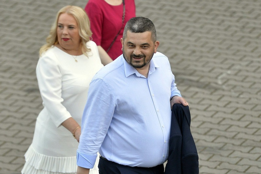 Główny architekt nowego programu wyborczego PiS Krzysztof Sobolewski z małżonką będącą członkinią nigdy nie policzonych rad nadzorczych