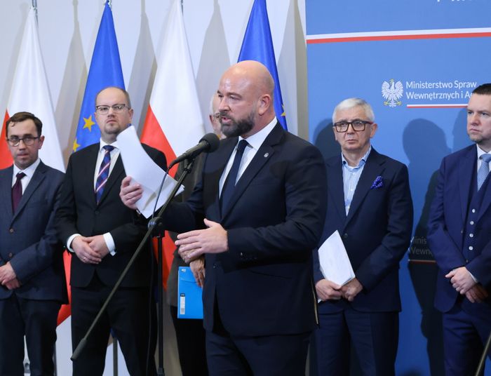 Ważą się losy referendum we Wrocławiu. Miejski portal jak "Trybuna Ludu"