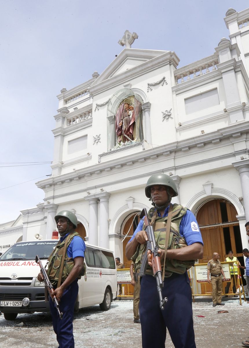 Eksplozje w kościołach i hotelach na Sri Lance. fot. PAP/EPA