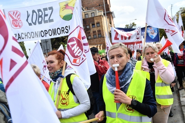 Ogólnopolska manifestacja Związku Nauczycielstwa Polskiego, fot. PAP/Jacek Turczyk