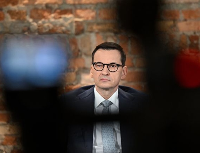 Morawiecki ostrzega przed "Wilkommenskultur 2.0". Tusk może to jeszcze zahamować