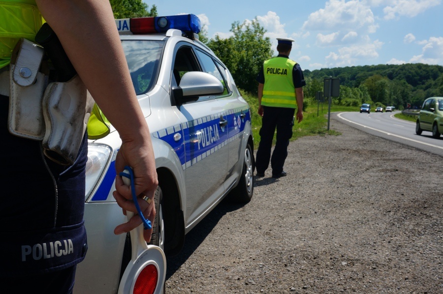 Od września za ostrą jazdę będzie grozić wyższe OC. Fot. Policja w Cieszynie