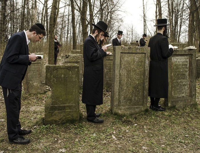 Dlaczego Polska winna zachować bezspadkowe mienie pożydowskie?