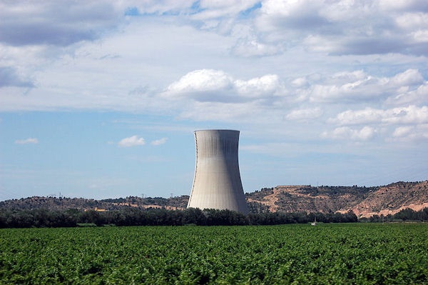 Elektrownia jądrowa w Asco w Hiszpanii. fot. Willtron
