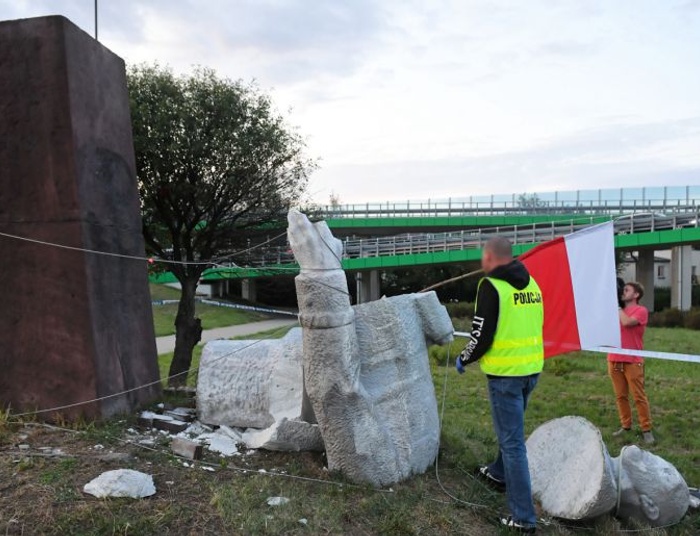 Zygmunt Berling i „faszyści na żołdzie hitlerowców”