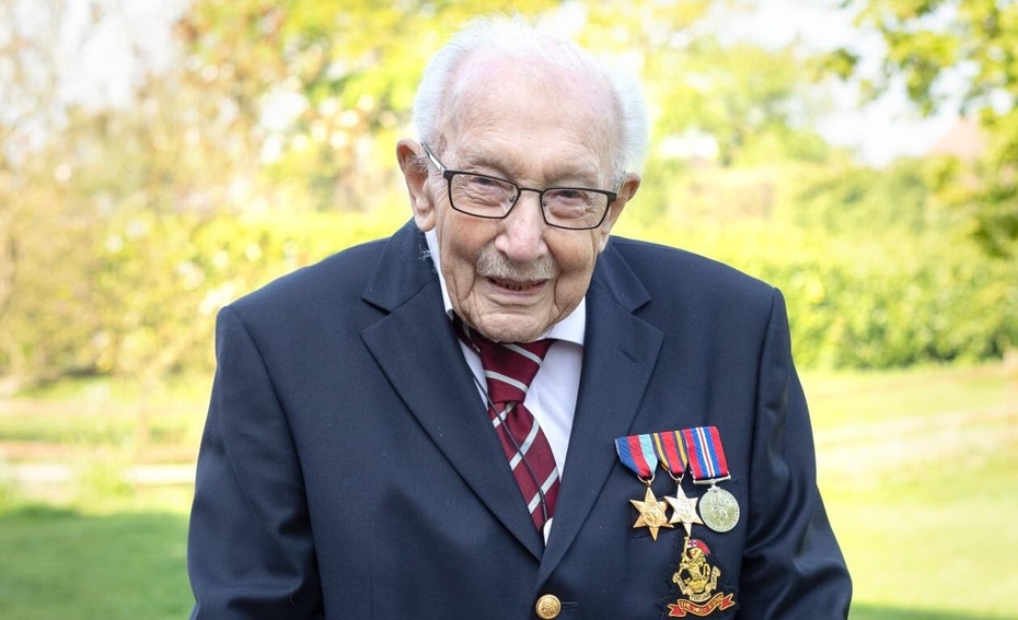Emerytowany 99-letni kapitan brytyjskiej armii Tom Moore. fot. Twitter