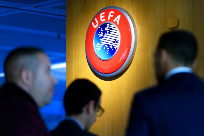 Nyon, Szwajcaria, siedziba Komitetu Wykonawczego UEFA, koronawirus