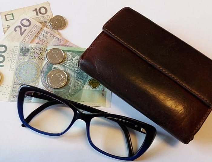 Wiadomość, która ucieszy emerytów i ich rodziny. Rząd ma dla nich niespodziankę