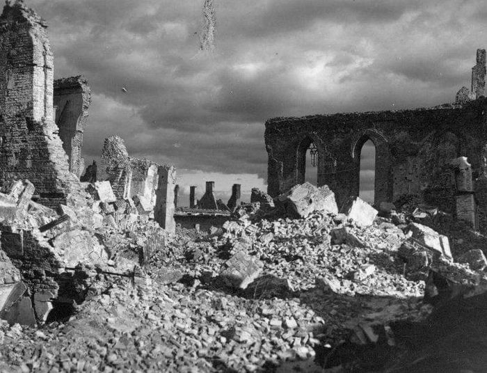 Warszawski zmierzch '44