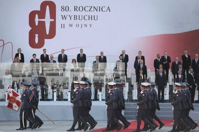 Uroczystości na Placu Piłsudskiego w Warszawie, fot. PAP/Leszek Szymański