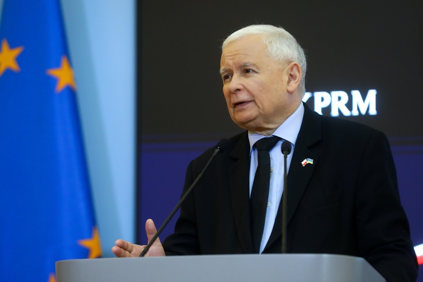 Jarosław Kaczyński obchodzi w sobotę 73. urodziny. Politycy wypowiedzieli się na temat tego, jaki prezent podarowaliby prezesowi PiS. (fot. PAP)