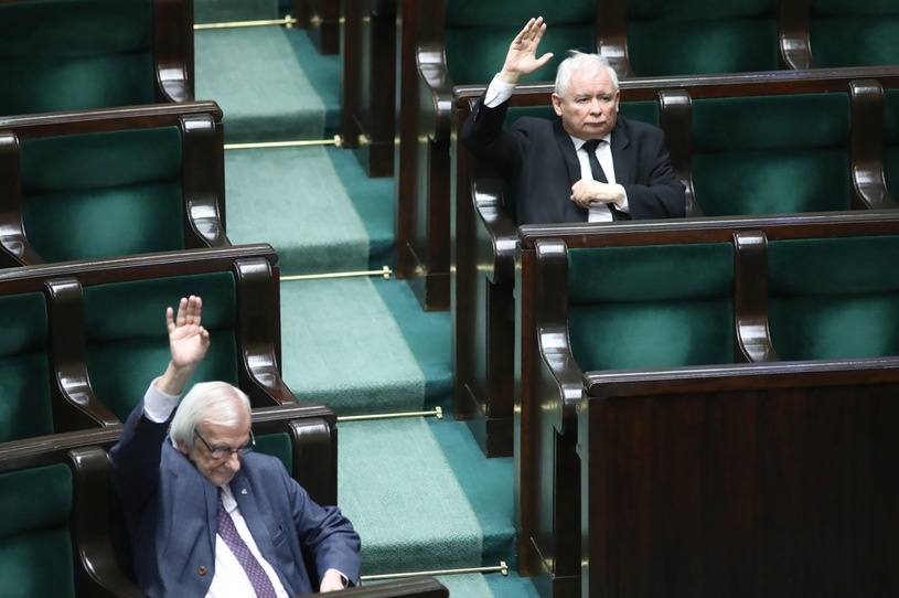 Do tych dwóch dżentelmenów już niebawen nawet Wiktor Orban się plecami odwróci!