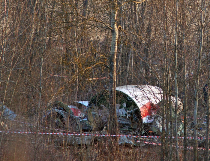 Hiszpańskie laboratorium poszuka materiałów wybuchowych we wraku Tupolewa