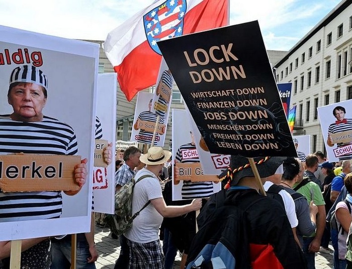 Jeden wirus, drugi wirus, trzeci wirus - Ed zwariował a kij ma dwa końce