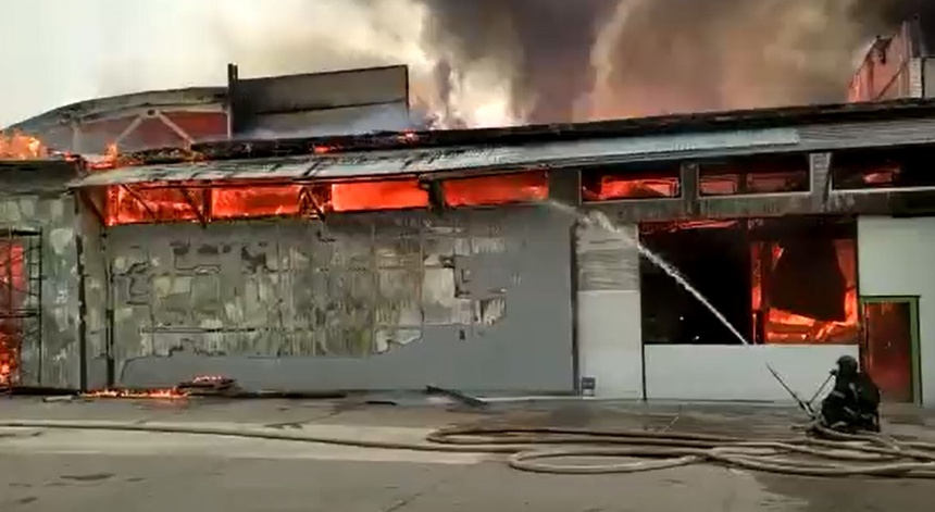 Ogromny pożar w wielkiej, rosyjskiej metropolii.