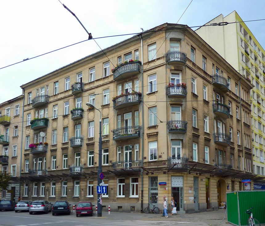 Budynek przy ul. Targowej. fot. Wikimedia/ Przemysław Jahr