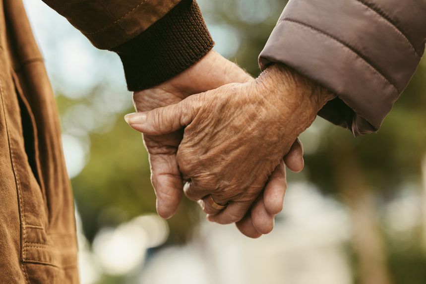 https://www.feroscare.com.au/feros-stories/articles/6-things-you-need-to-know-about-senior-dating-in-2019