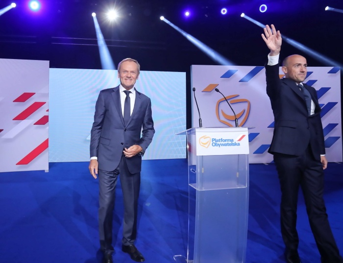 Powrót Donalda Tuska: Ogromne ryzyko, stary bagaż, niepewny sukces