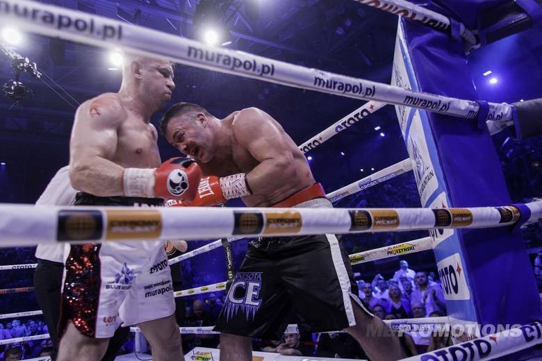 Tomasz Adamek w walce wieczoru Polsat Boxing Night. Fot. Twitter/@Lukasz_Glowacki