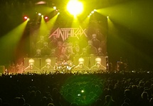 Anthrax - taka była realna widoczność - bez lornetki ani rusz