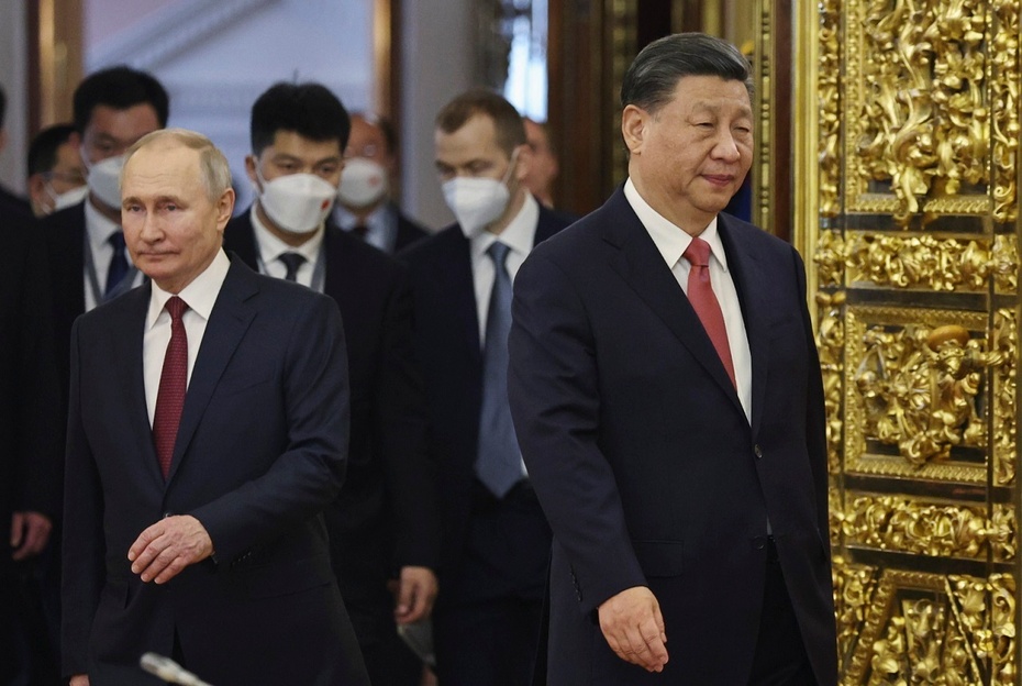 Putin nie wyniósł z rozmów z Xi Jinpingiem tyle, na ile liczył? Tak uważa amerykański Instytut Studiów nad Wojną. (fot. PAP/EPA/MIKHAIL TERESCHENKO / SPUTNIK / KREMLIN POOL)