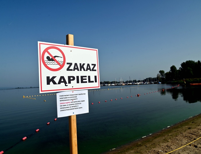 Politycy PO: były trujące substancje w Odrze. Natychmiast reaguje GIOŚ z apelem