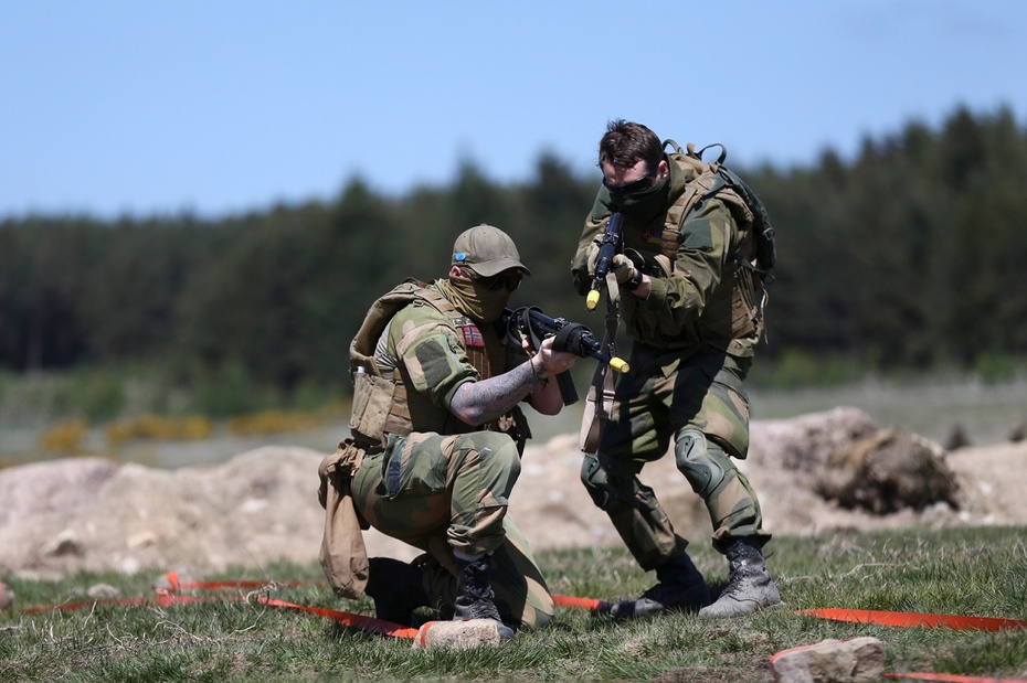 Szkolenie ukraińskich żołnierzy. PAP/EPA/ADAM VAUGHAN