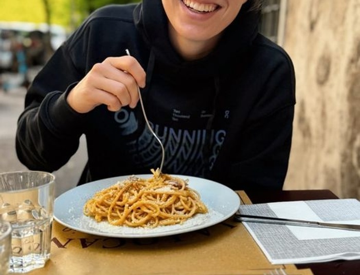 Iga Świątek i złota wanna szejka