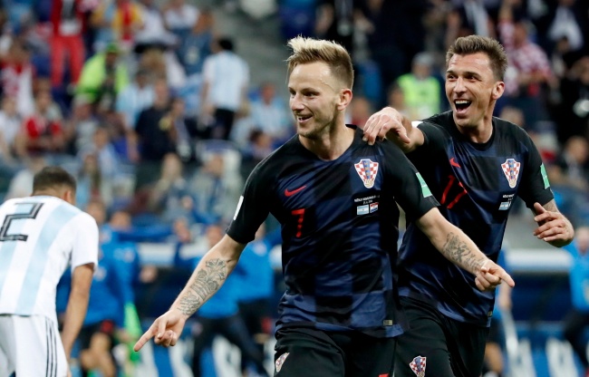 Chorwacja pokonała Argentynę 3:0. Fot. PAP/EPA/Franck Robichon