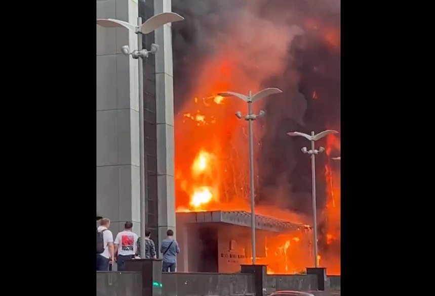 Pożar w centrum Moskwy. Nieznane są przyczyny