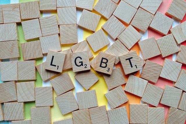 Organizowany przez Kampanię Przeciwko Homofobii „Tęczowy piątek” zaplanowano na 25 października