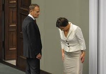 Wielki Wódz i Ukochany Przywódca oraz Szanowana i Kochana Marszałkini uzgadniają - w drodze dialogu - menu na najbliższy okres