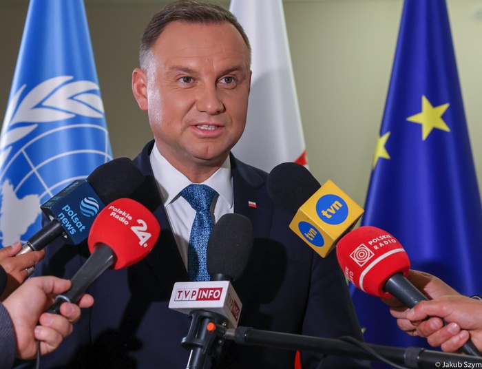 Duda w Nowym Jorku: Biden ma pilniejsze problemy niż relacje z Polską
