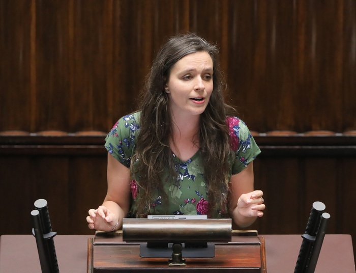 Te słowa Jachiry nie pomogą PO. Mówiła o różnych "dziurach i ciemnogrodzie"