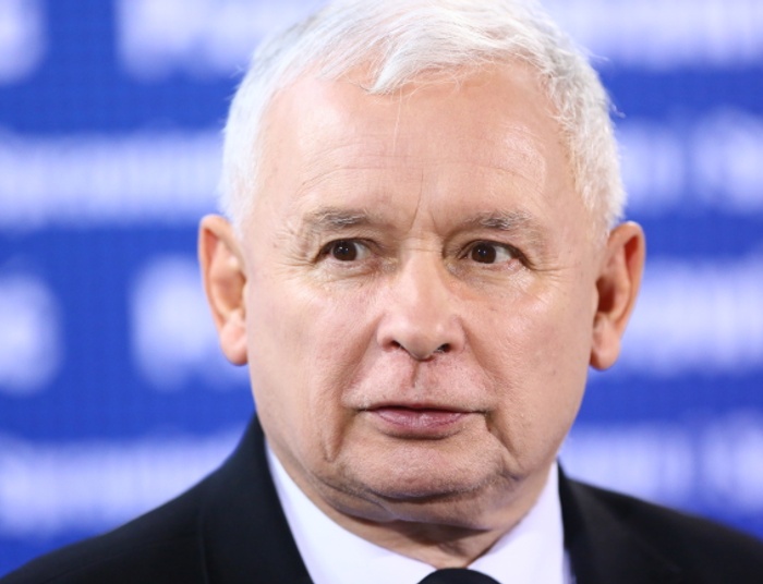 Jarosław Kaczyński: w miejscu, gdzie stał krzyż, będzie tablica