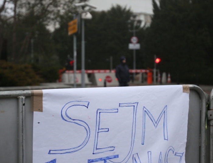 Prokuratura zajmie się sprawą ostatnich manifestacji pod Sejmem