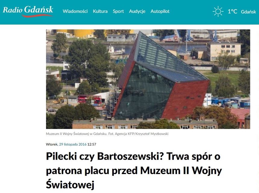 Plac Pileckiego, nie Bartoszewskiego przed Muzeum II Wojny Światowej